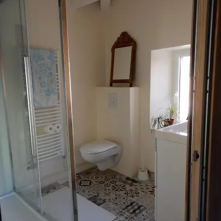 Redoulez46 Homestay Figeac